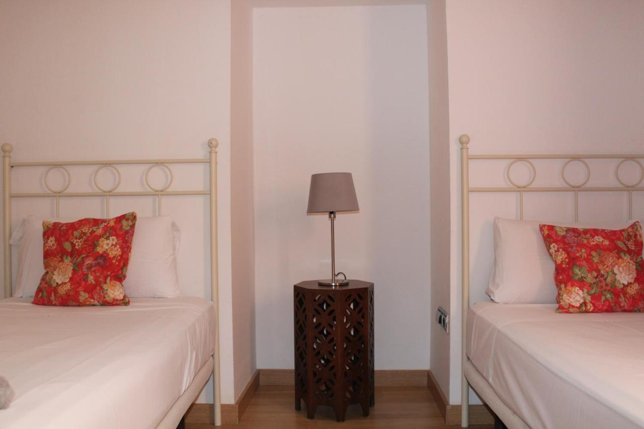 Apartments Ole - Albareda 24 Sevilla Eksteriør billede